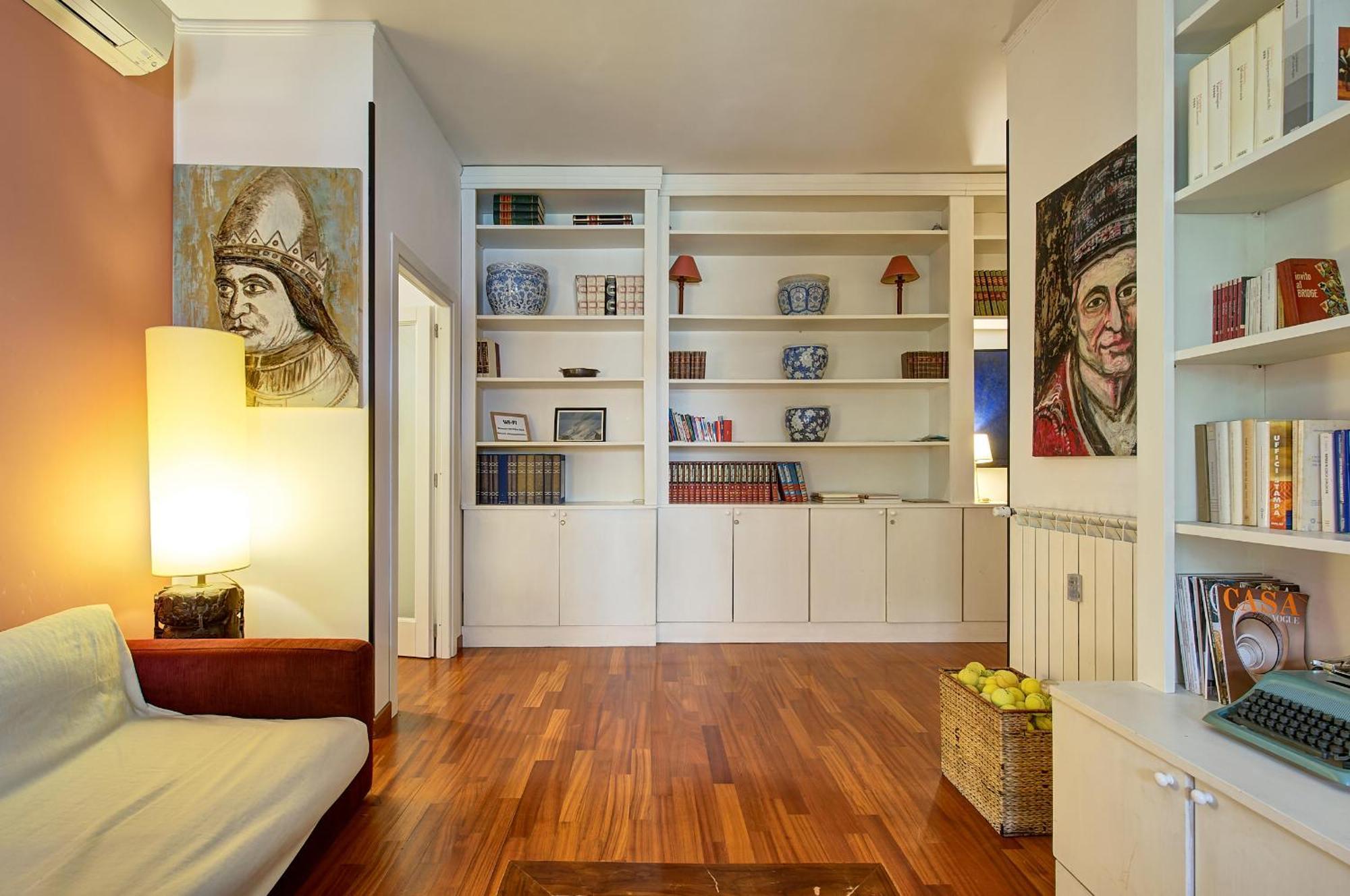 Interno 9 A San Pietro — Photos 3
